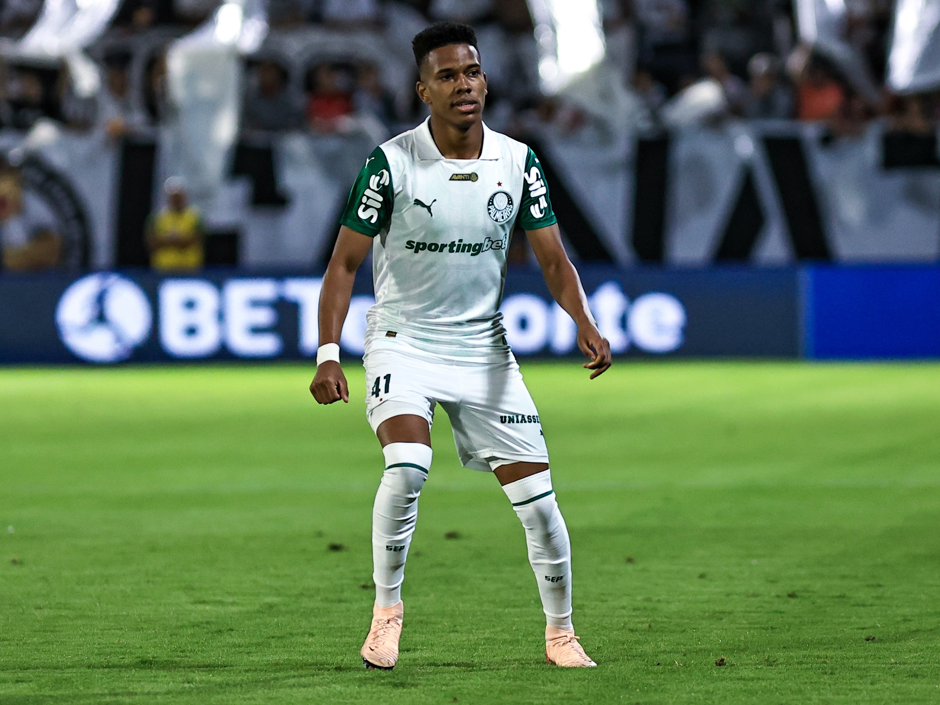 Palmeiras se destaca em campeonato atípico e pode abrir vantagem na liderança