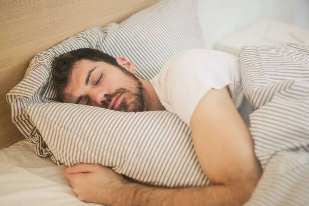 Estudo revela que regularidade do sono é mais importante que 8 horas por noite