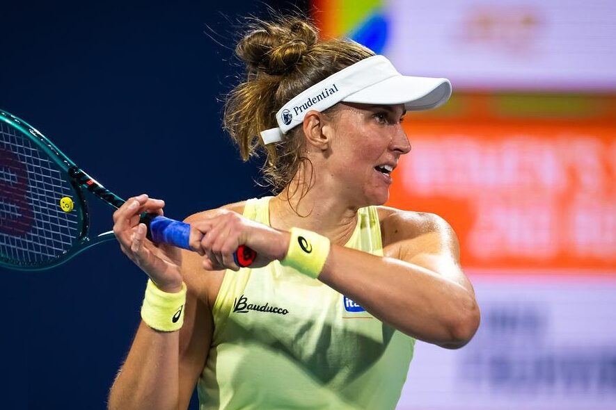 Bia permanece em 21º lugar enquanto Laura se aproxima do top 200