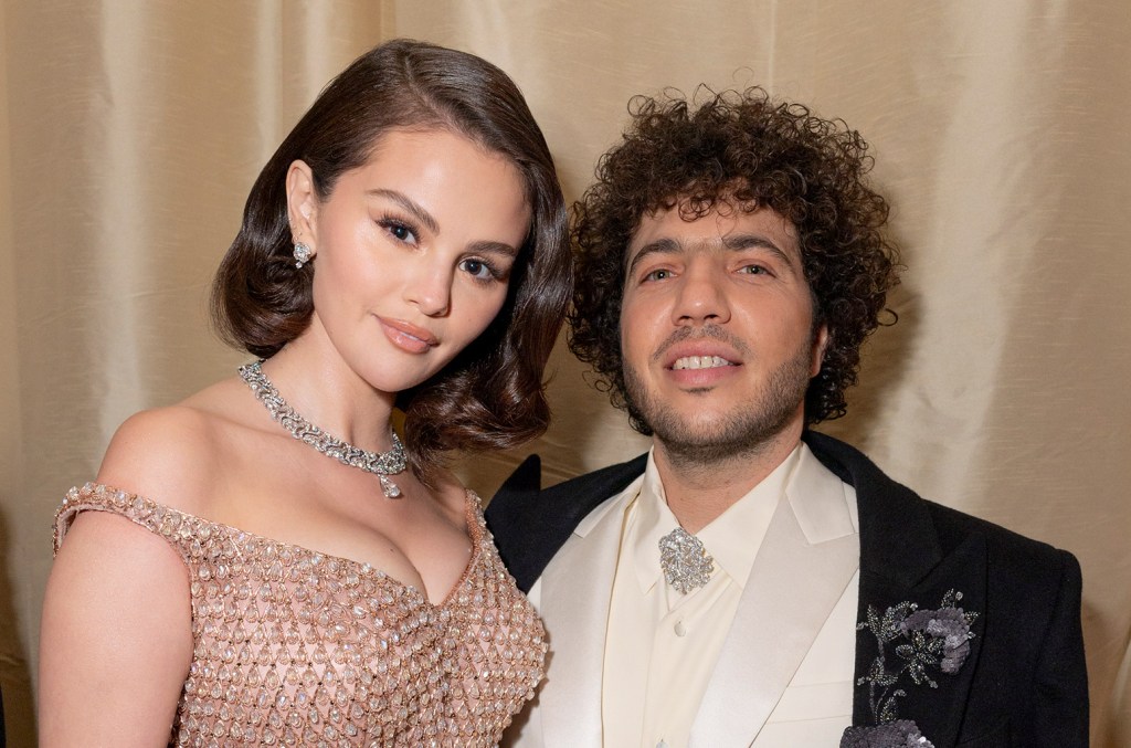 Benny Blanco revela que casamento com Selena Gomez será tranquilo e descontraído