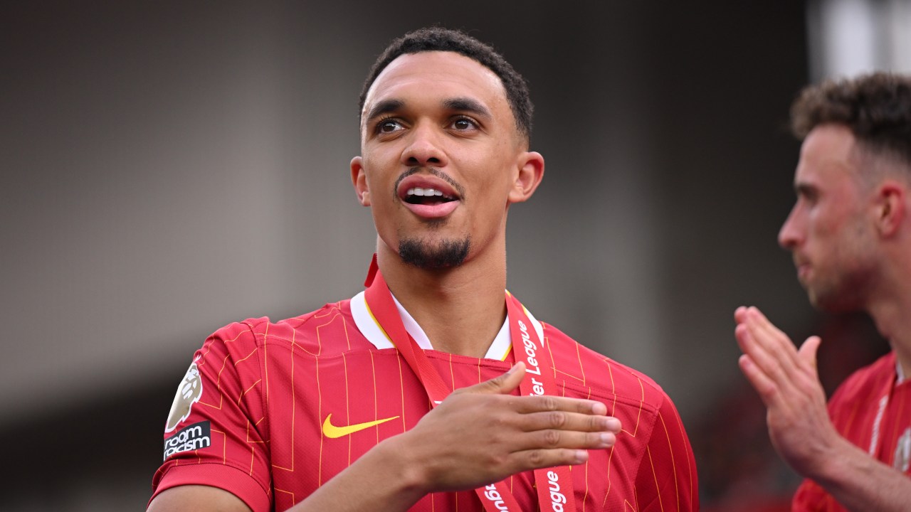 Trent Alexander-Arnold é anunciado como novo reforço do Real Madrid até 2031