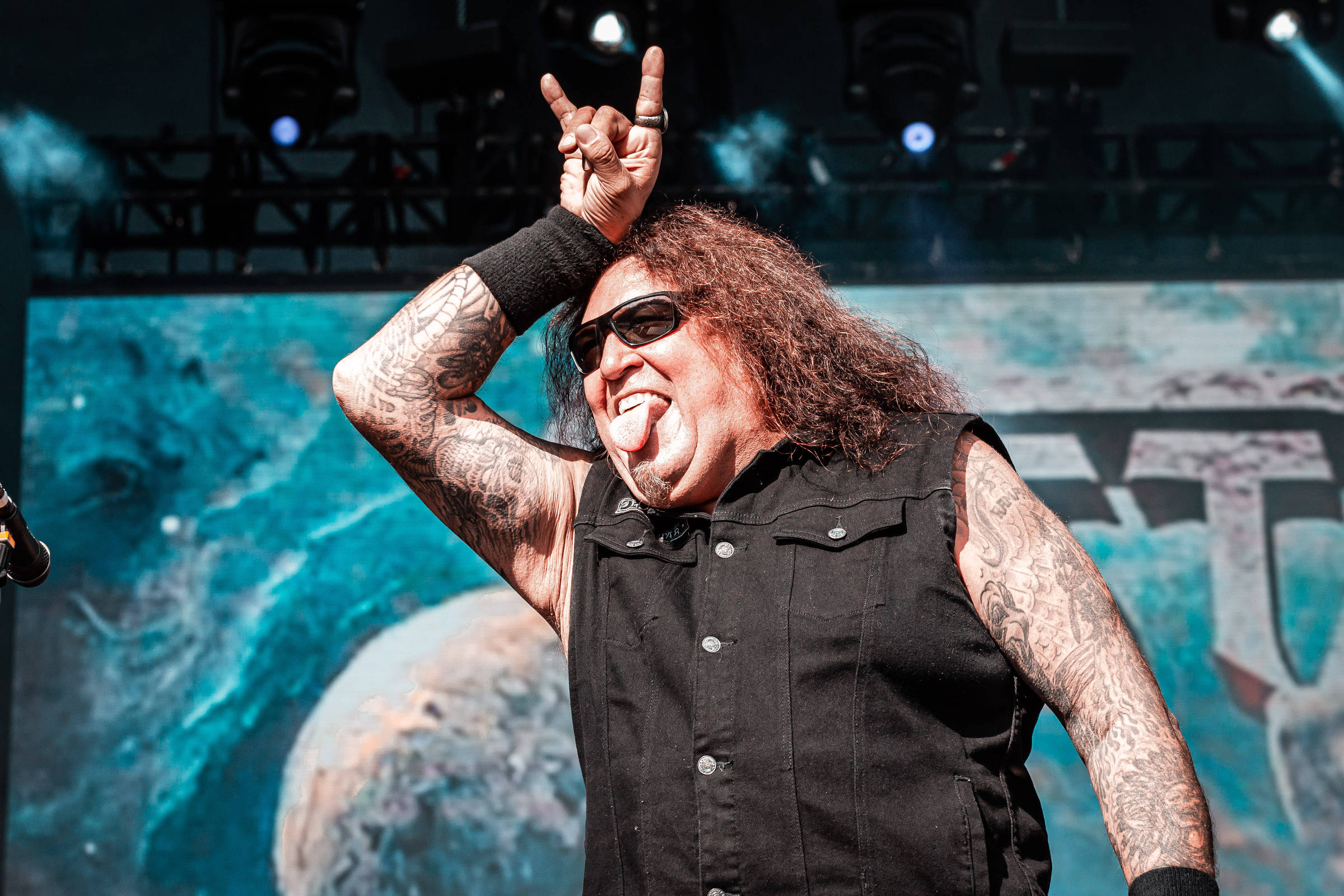 Chuck Billy, vocalista do Testament, em show da banda no Brasil (Foto: Gustavo Diakov/Divulgação)