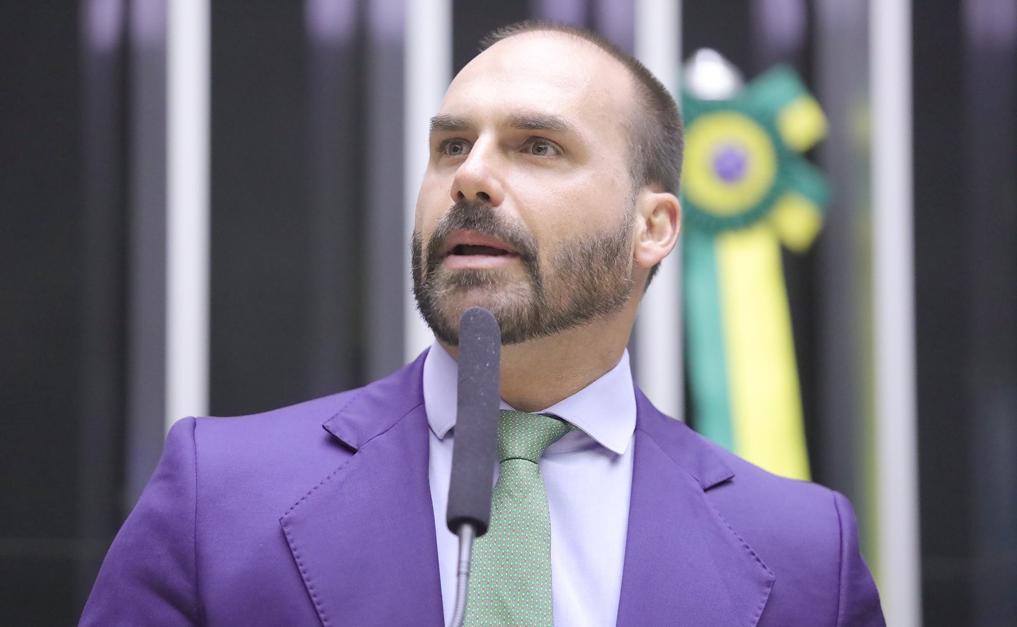 Tarifaço provoca reações e desafios para o bolsonarismo no cenário atual
