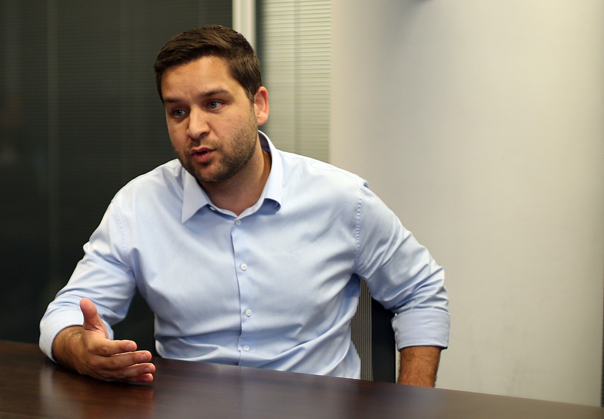 Vice de Castro é aprovado para o TCE e aliados celebram candidatura a governador