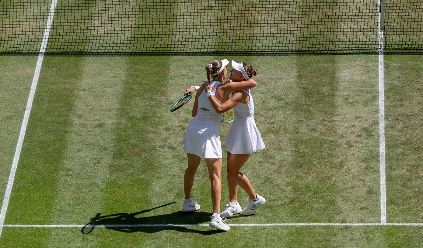 Mertens e Kudermetova vencem e conquistam o quinto título de Grand Slam juntas