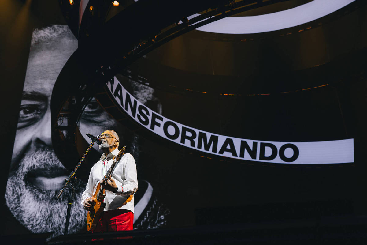 Gilberto Gil em show da turnê 'Tempo Rei' (Foto: @pridiabr/Divulgação)