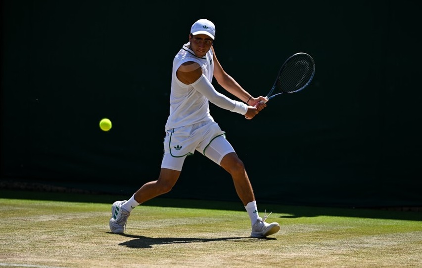 Búlgaro conquista título juvenil em Wimbledon e iguala feito de Dimitrov
