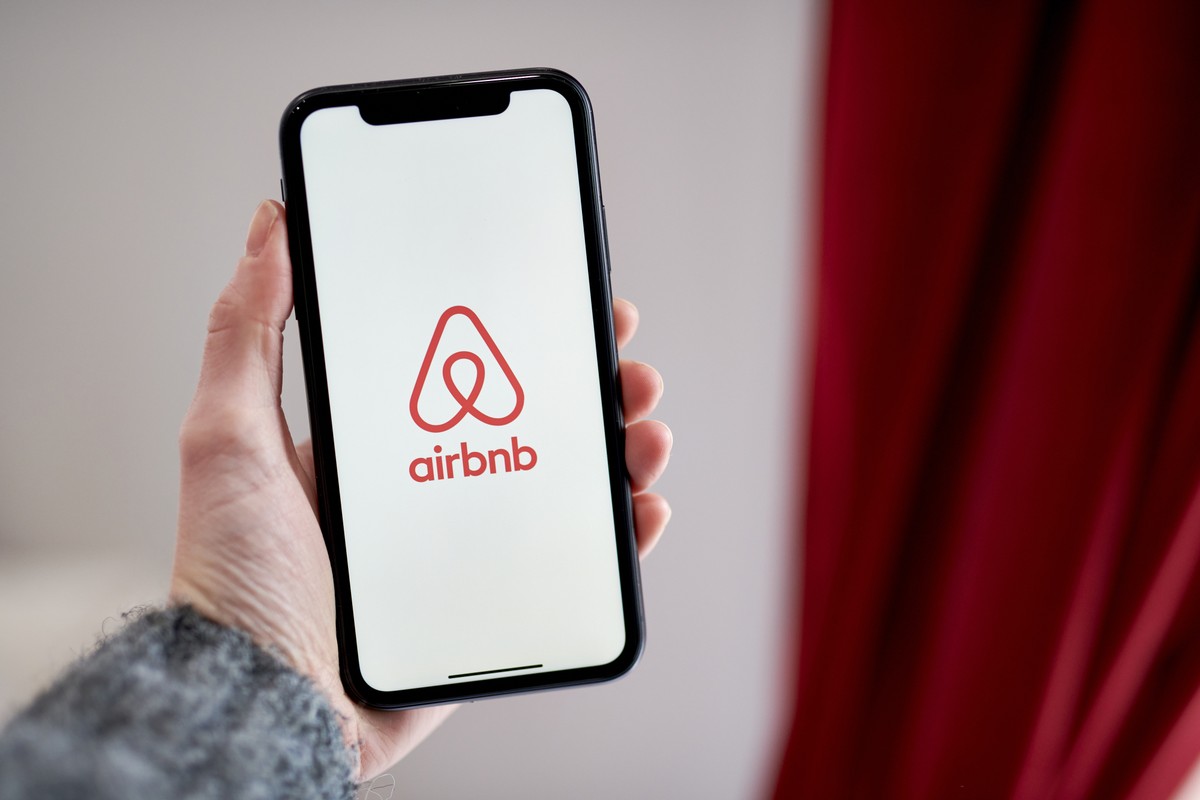 Airbnb oferece parcelamento sem juros para atrair clientes em meio à alta da Selic