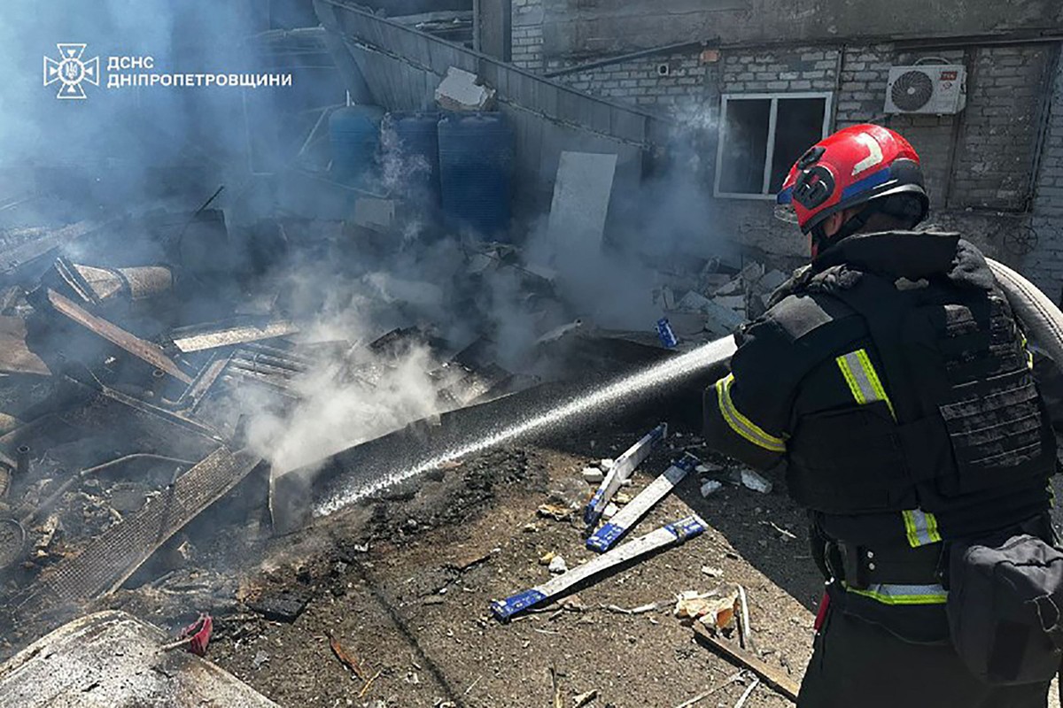 Ucrânia registra 20 mortes em novos bombardeios russos devastadores