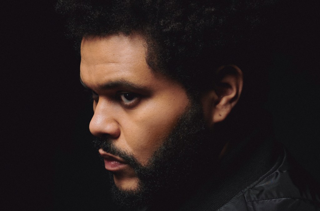 The Weeknd ultrapassou Chris Brown e agora é o terceiro artista com mais músicas número um na parada Rhythmic Airplay com "Cry for Me". (Foto: Reprodução)