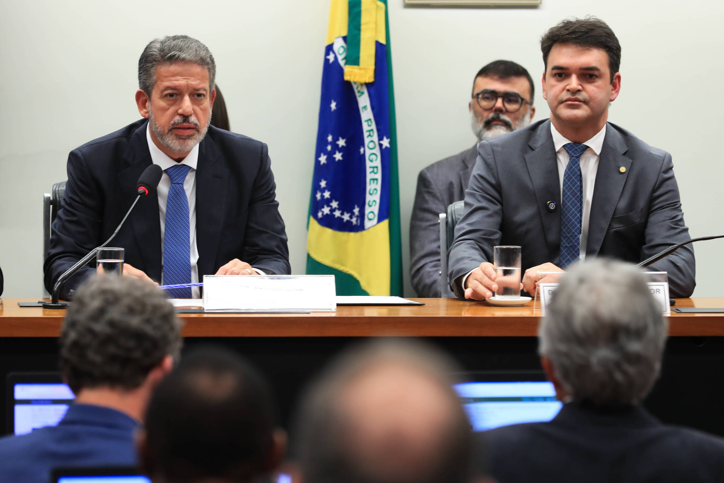 Lula facilita candidatura de Arthur Lira ao Senado com acordo no STJ