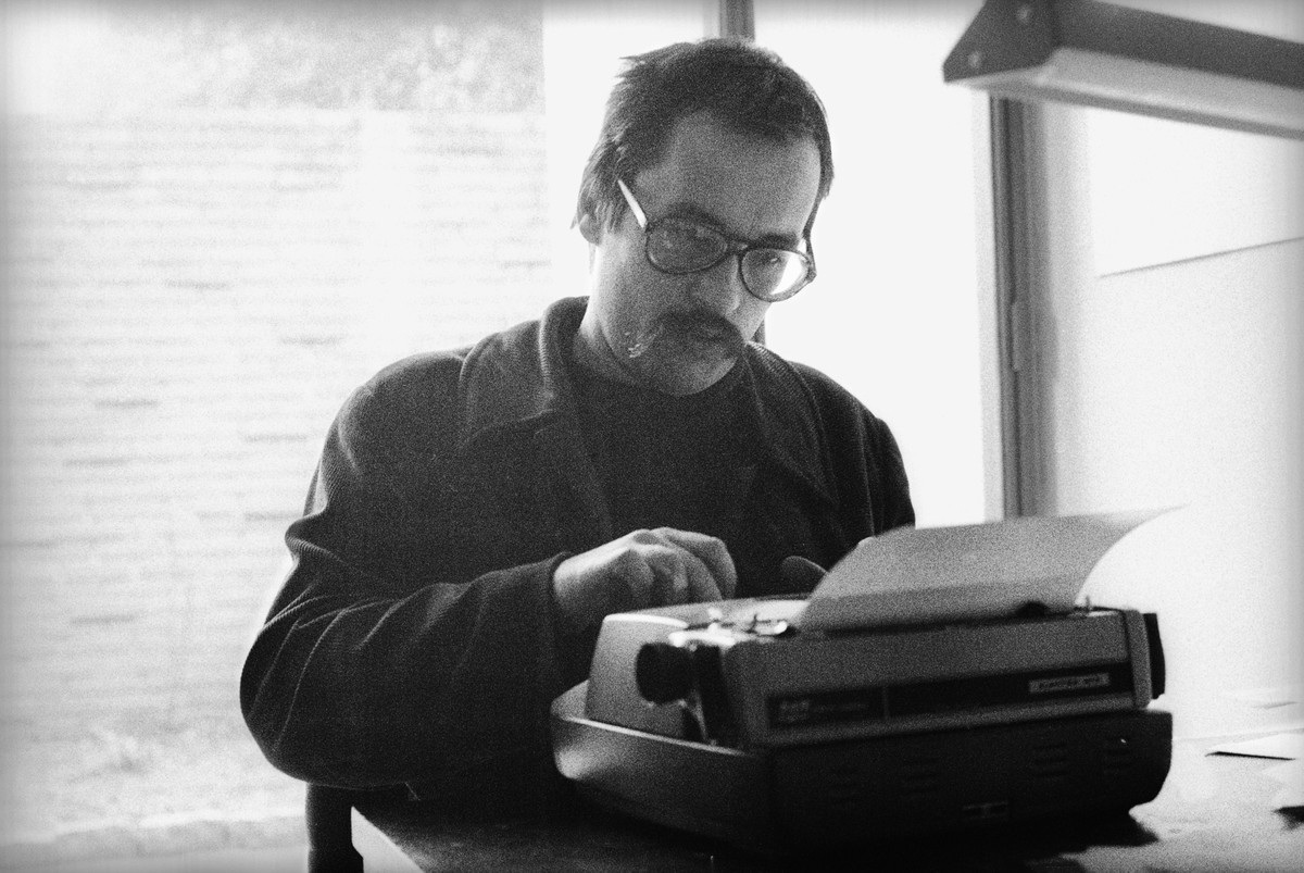 Paulo Leminski é homenageado na Flip 2025 com lançamento de livro de contos revisitado