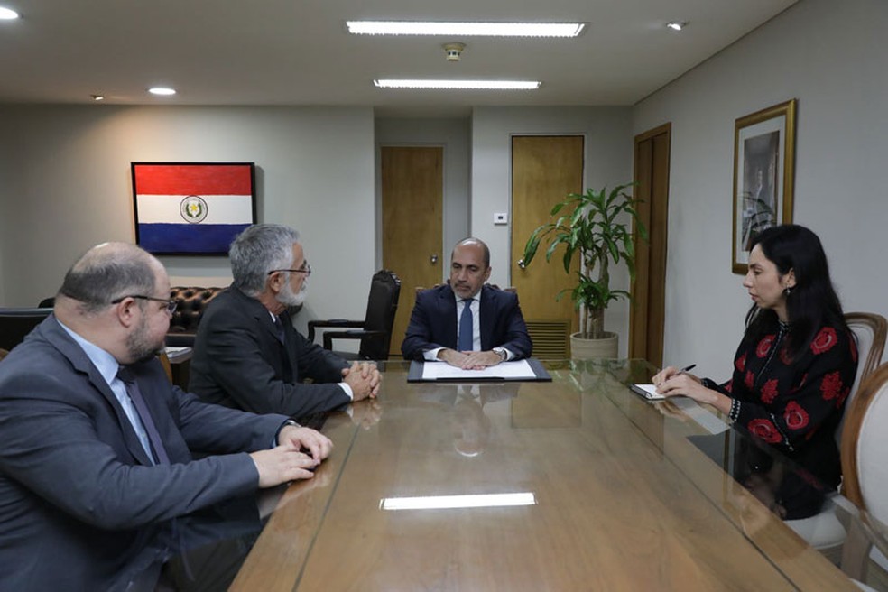 Embaixador do Brasil no Paraguai se reúne com autoridades do país para tratar de denúncia de monitoramento da Abin (Agência Brasileira de Inteligência) (Foto: Divulgação)