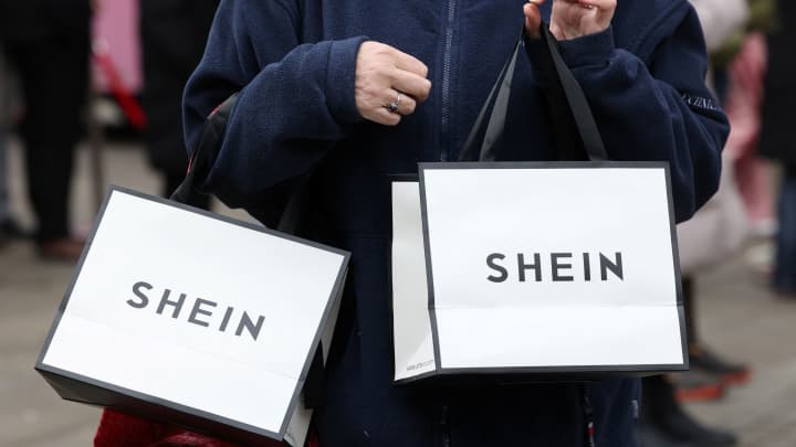 Shein solicita IPO em Hong Kong para recuperar listagem em Londres