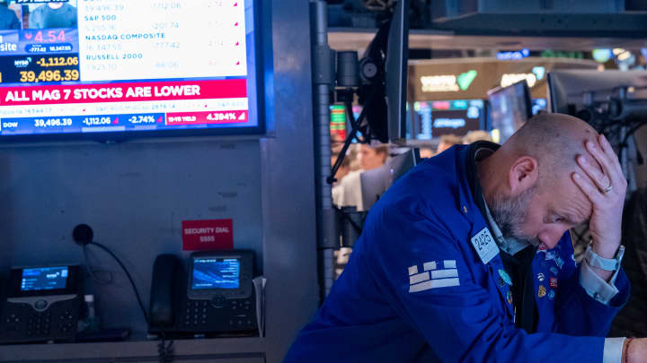 Traders trabalham no pregão da Bolsa de Valores de Nova York em 10 de abril de 2025, na cidade de Nova York. (Foto: Spencer Platt | Getty Images)