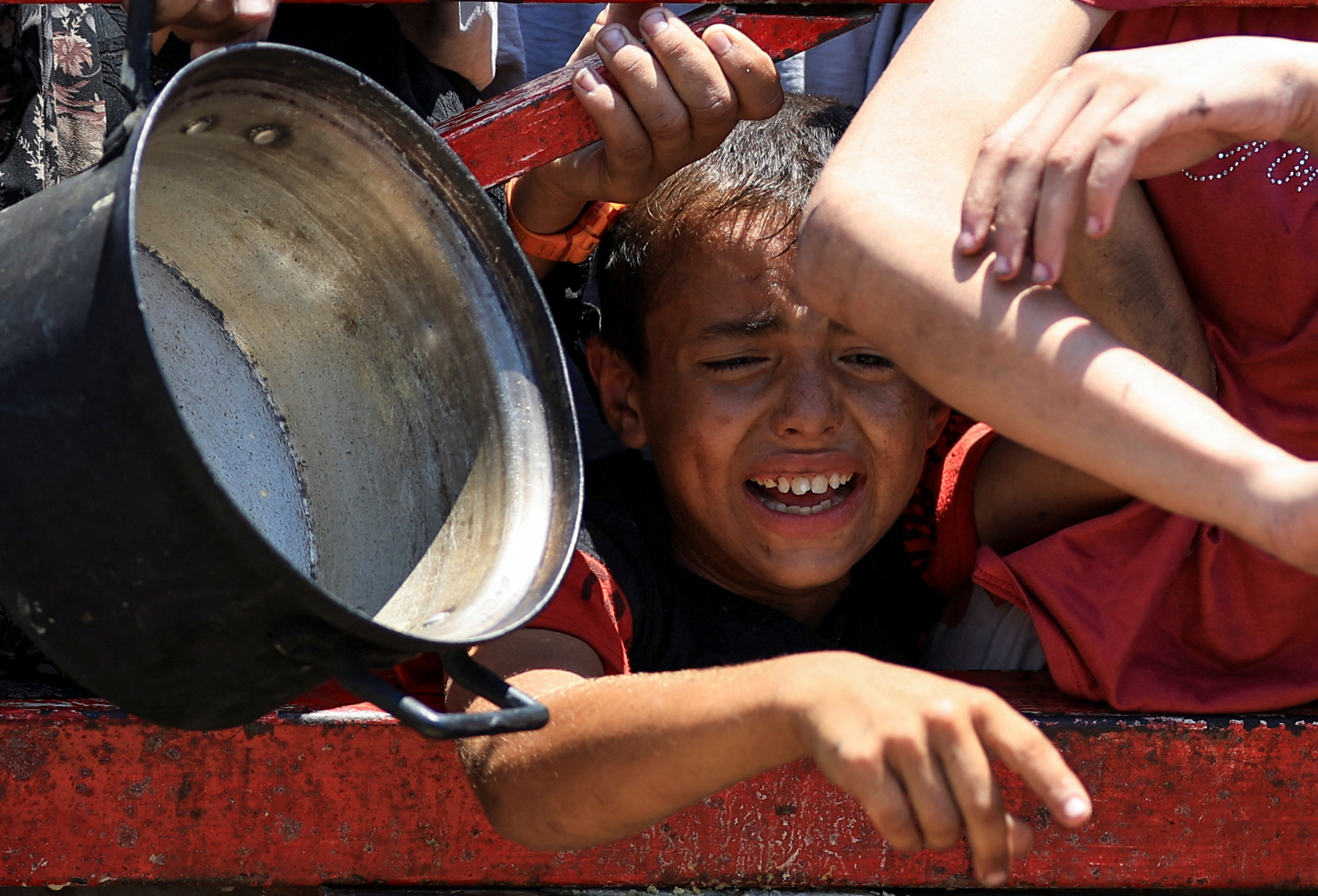 Israel implementa pausa diária para facilitar ajuda humanitária em Gaza