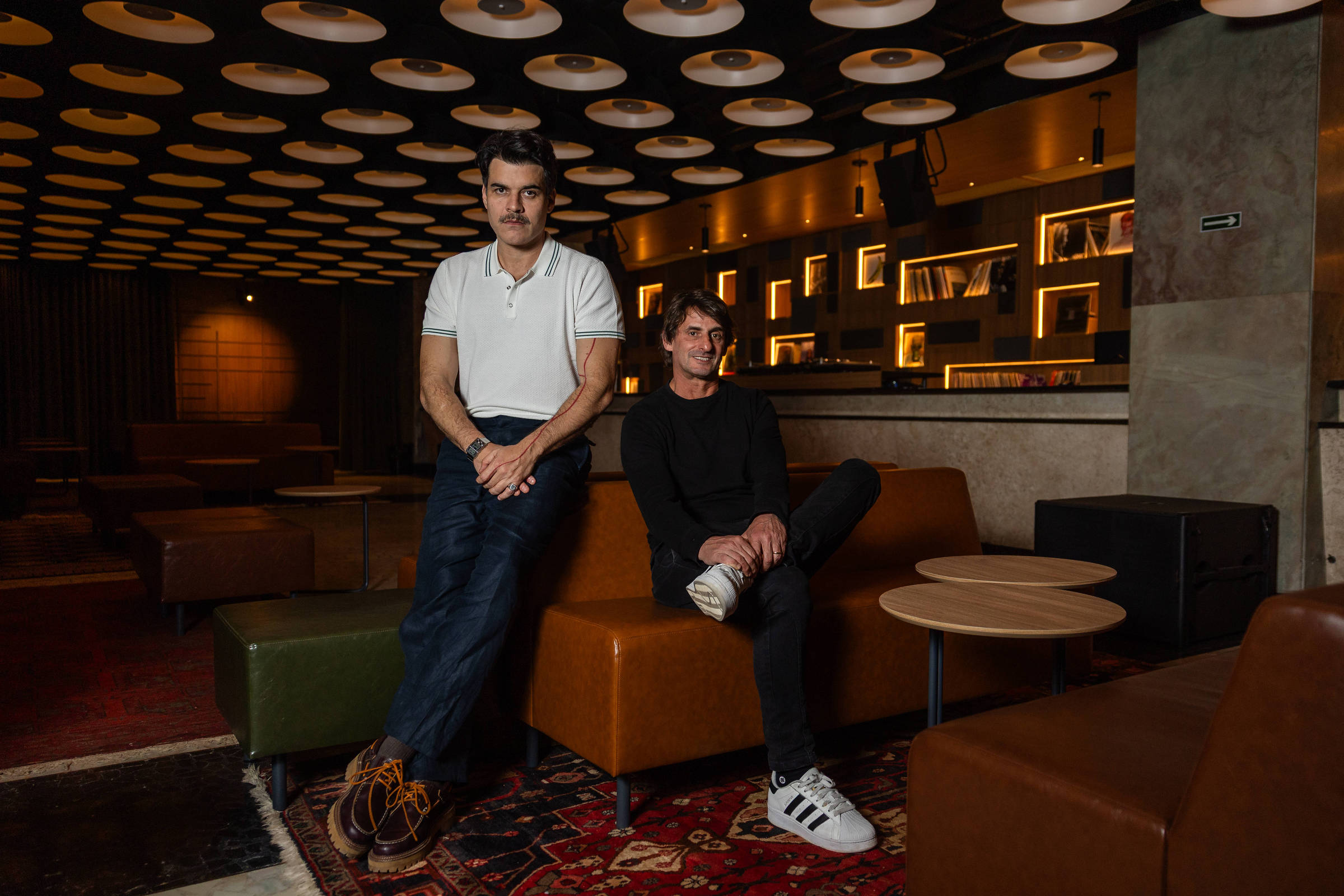 Formosa Hi-Fi inaugura bar de vinis com som de alta-fidelidade no Viaduto do Chá