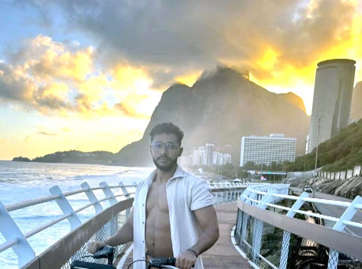 Igor Souza da Costa, de 26 anos, sumiu na Praia de Ipanema ao entrar no mar. Turista veio para o Rio para o show de Lady Gaga. (Foto: Reprodução / TV Globo)