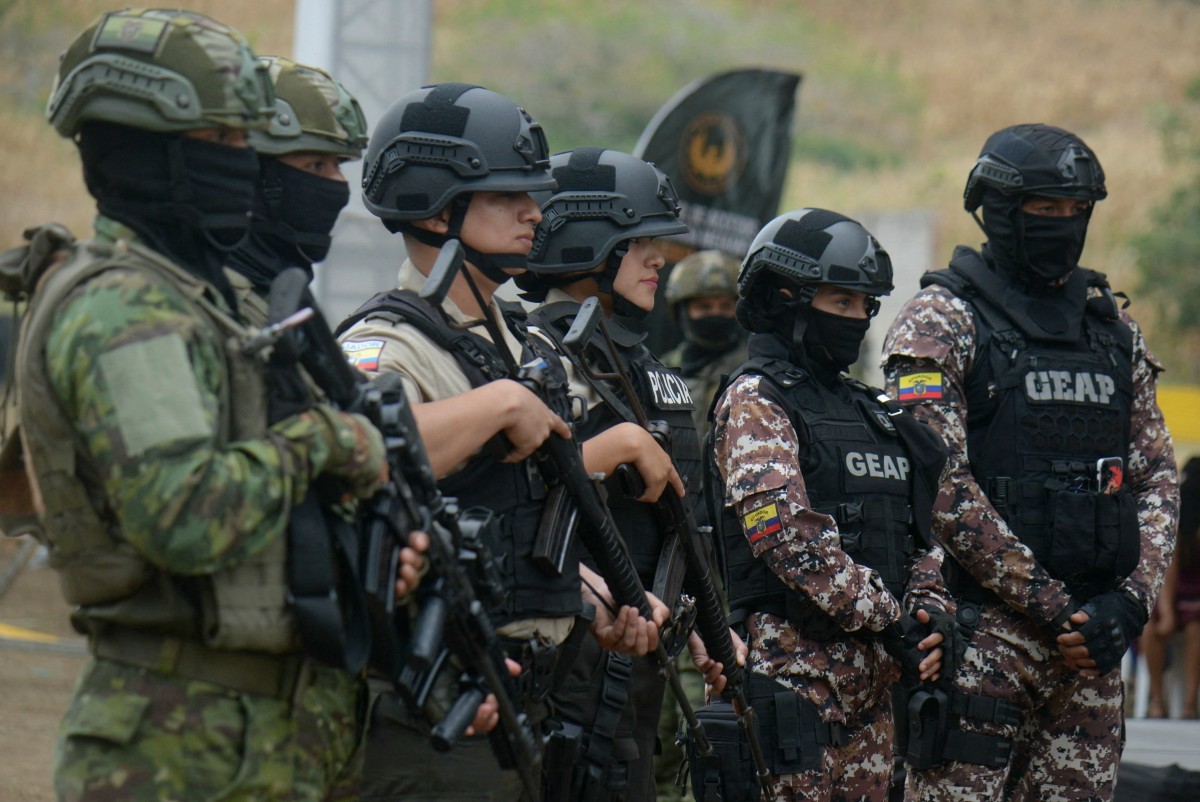 Equador enfrenta guerra entre quadrilhas e busca liderança para restaurar a segurança