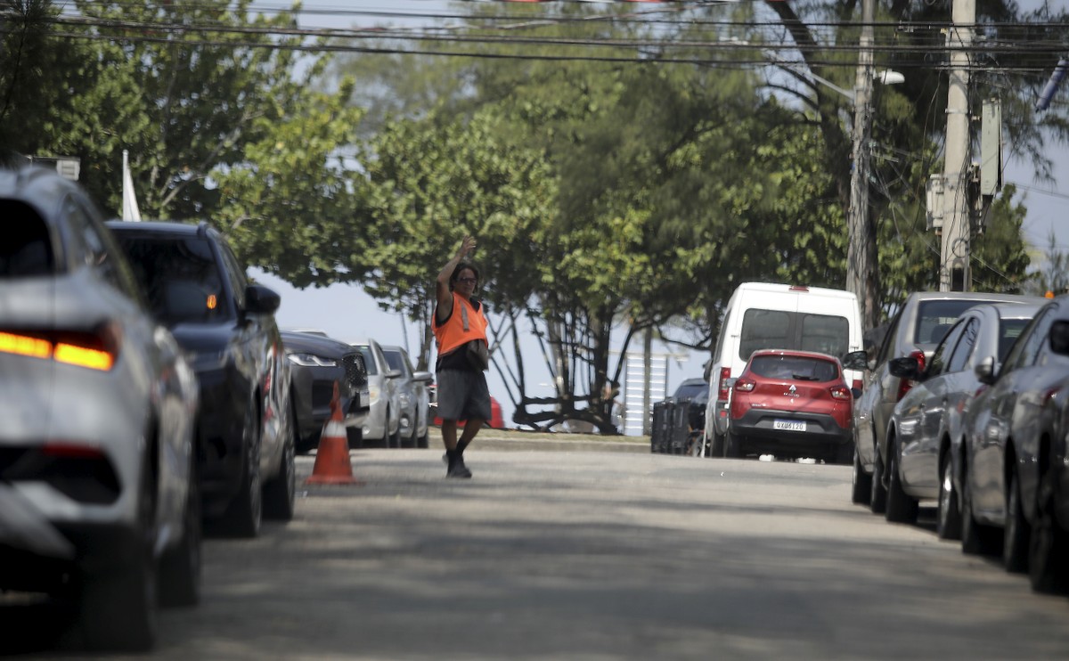 Projeto propõe cobrança digital para vagas de estacionamento e afasta flanelinhas