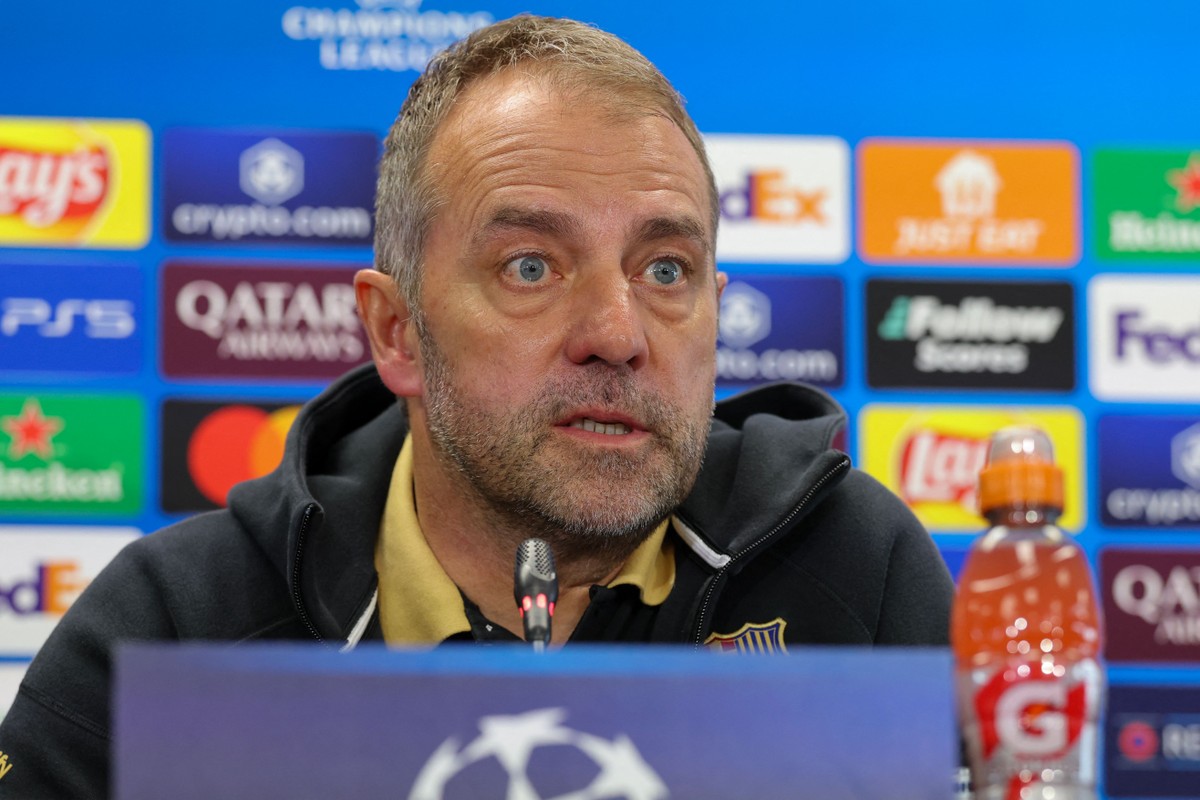Campeão espanhol, Hansi Flick renova contrato com o Barcelona até 2027 (Foto: Lluis Gene/AFP)