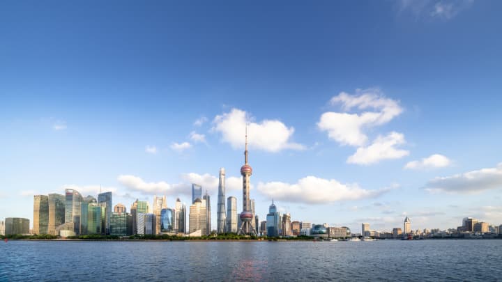 China enfrenta agravamento da deflação com empresas em guerras de preços