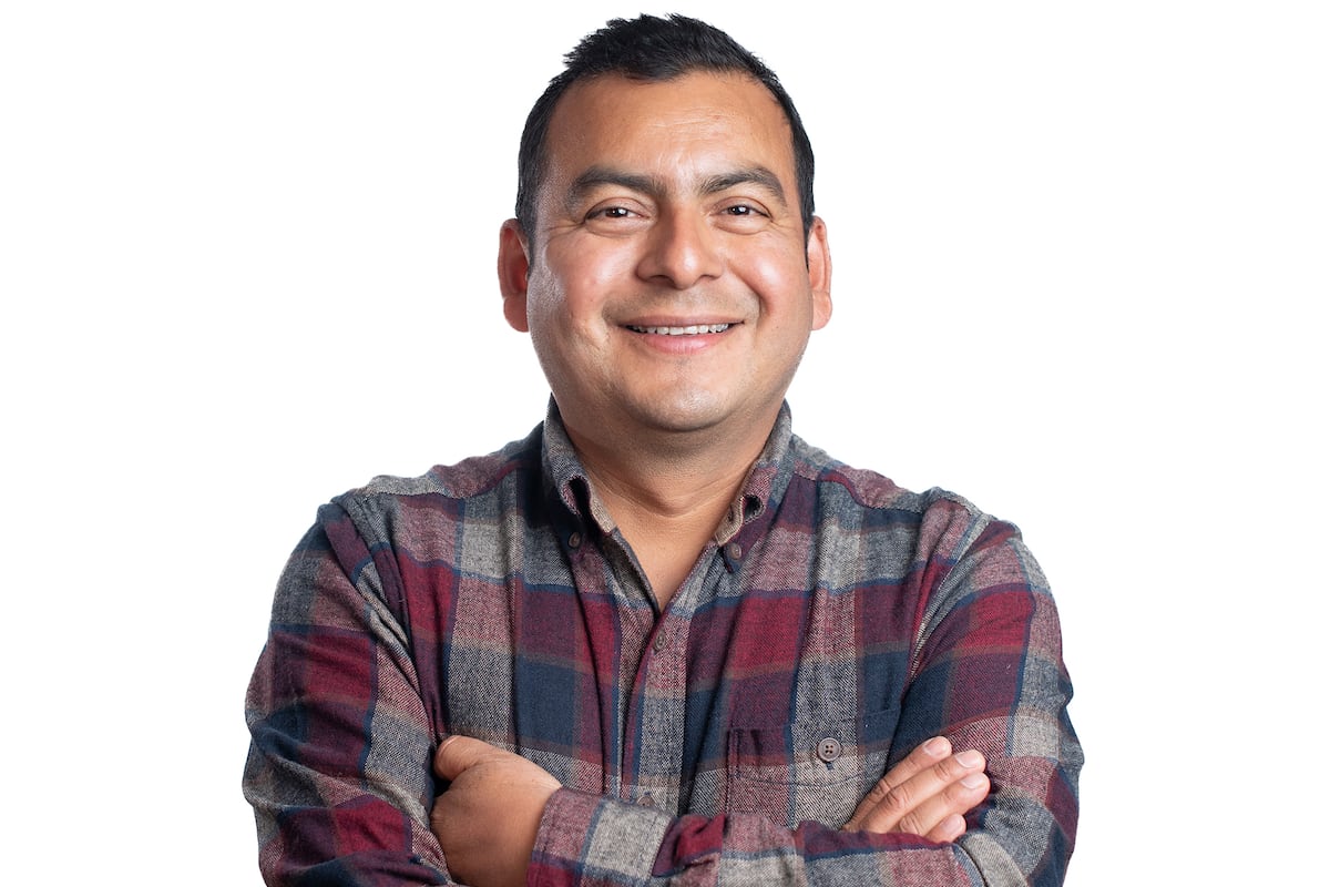 Omar Ángel Pérez critica a ilusão do sonho americano em entrevista recente