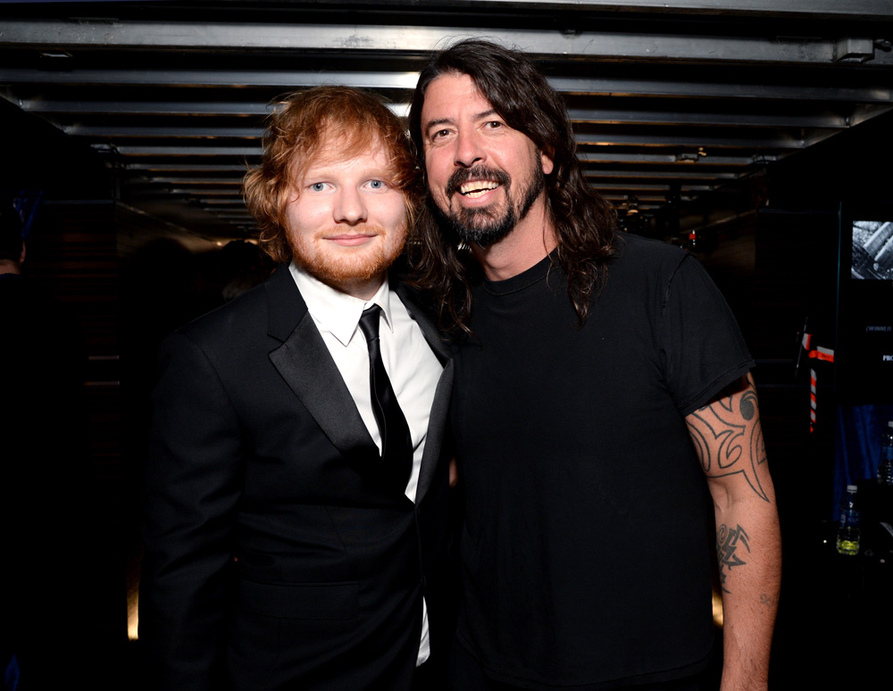 Ed Sheeran reúne estrelas como Dave Grohl e John Mayer em trilha sonora de filme da F1