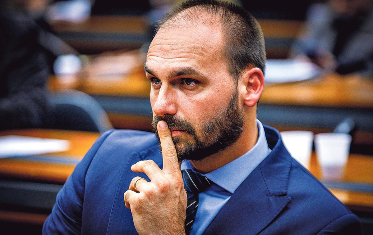 Centrão critica tarifa de Trump e impacta candidatura de Eduardo Bolsonaro