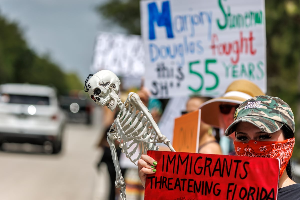 Florida registra aumento alarmante de mortes de imigrantes sob custódia do ICE em 2023