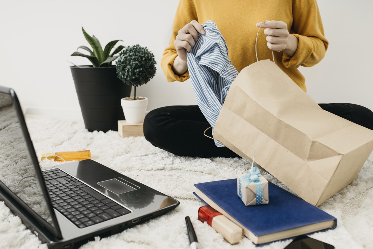 Lojas virtuais dominam 67,4% do e-commerce brasileiro em 2024