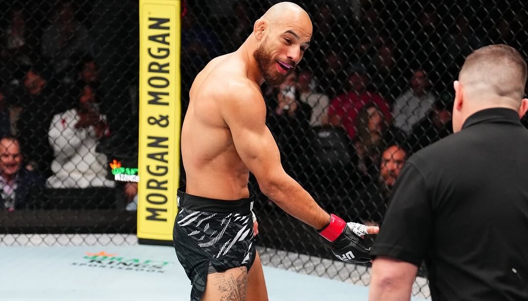 Jean Silva em vitória no UFC Seattle (Foto: Instagram/UFC)