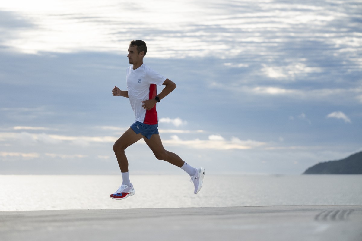 Fila lança o tênis Racer Carbon 3 com inovações para atletas de alta performance