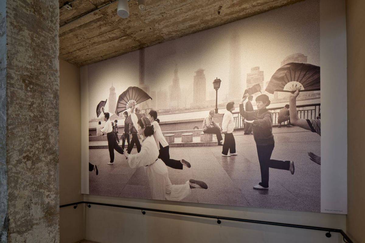 Museu de Xangai exibe mais de 100 fotos na mostra póstuma de Sebastião Salgado