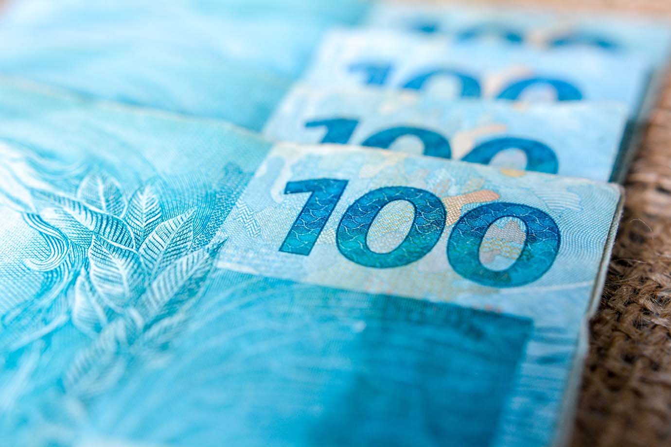 Investir em LCI e LCA: como garantir R$ 400 mensais com segurança e isenção fiscal