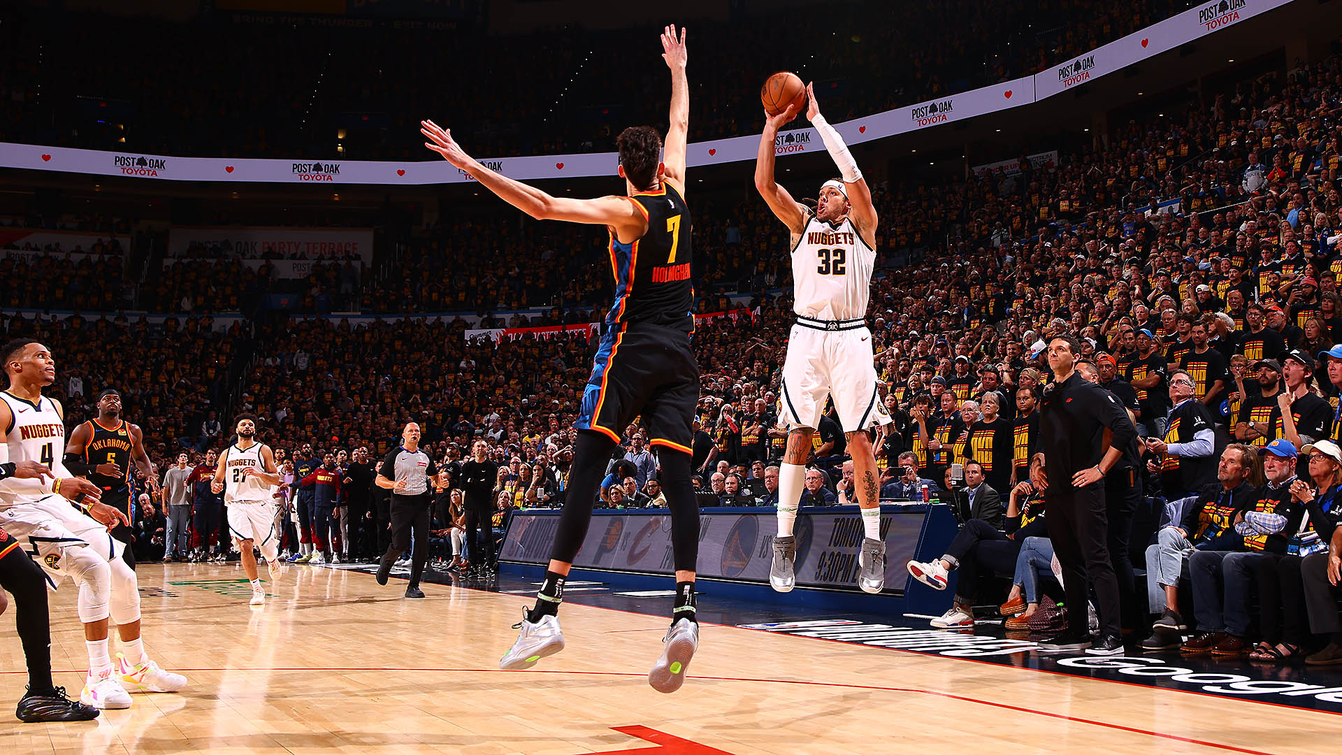 Aaron Gordon brilha e garante vitória do Denver Nuggets sobre o Oklahoma City Thunder