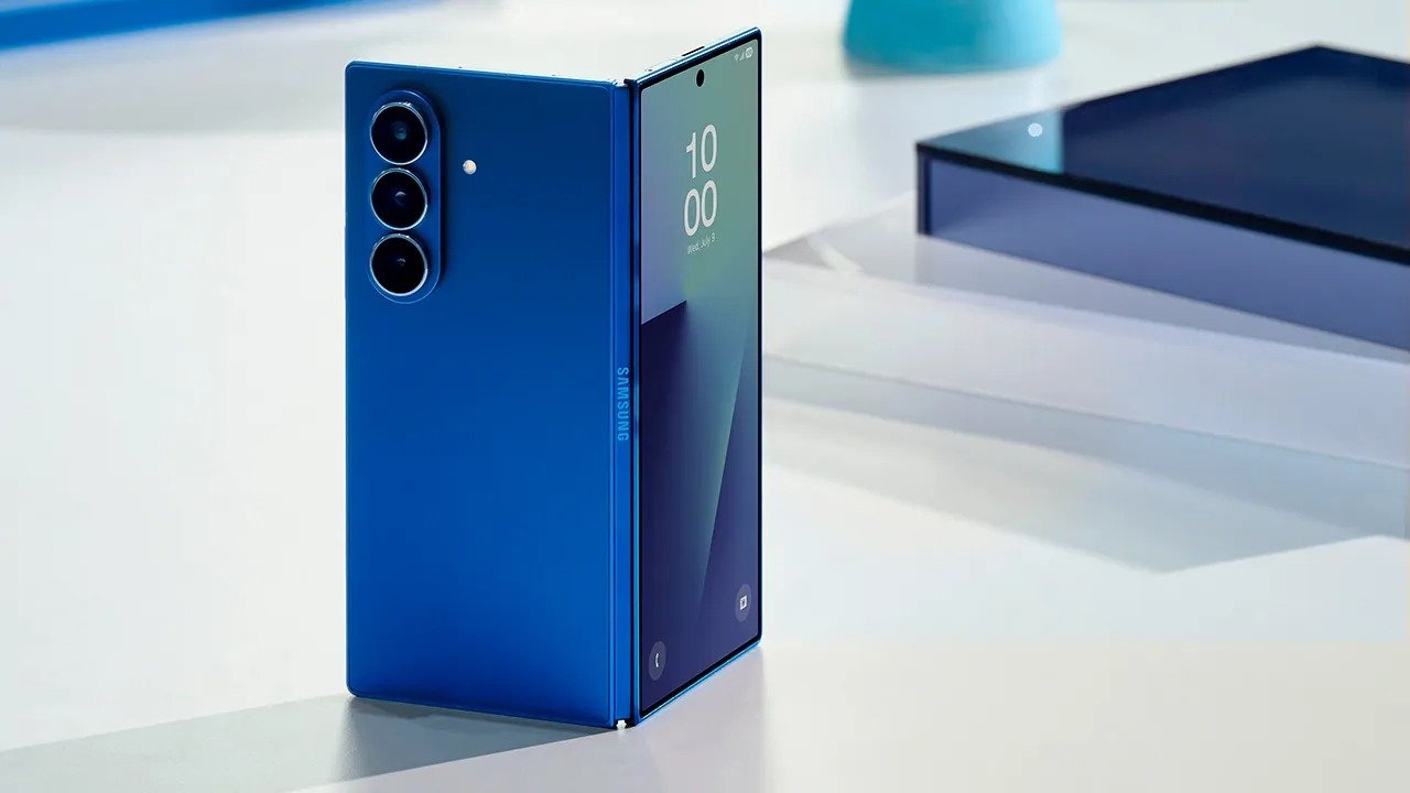 Samsung lança dobrável luxuoso para revitalizar mercado em declínio