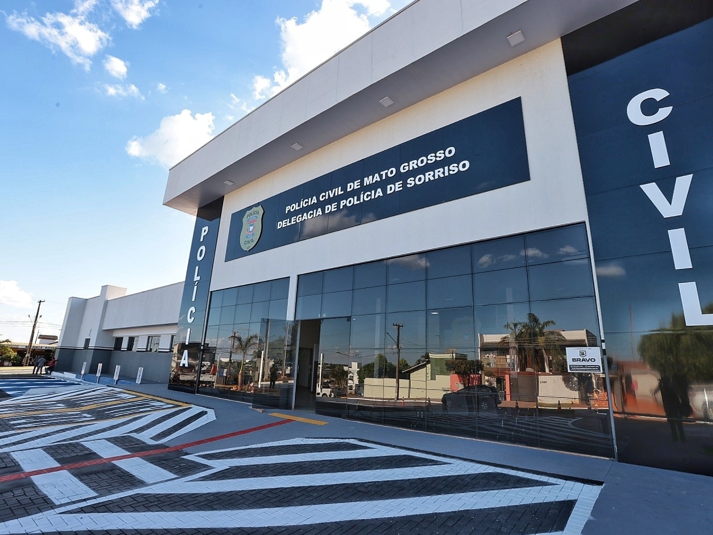 Empresário é preso por suspeita de encomendar assassinato de amigo íntimo