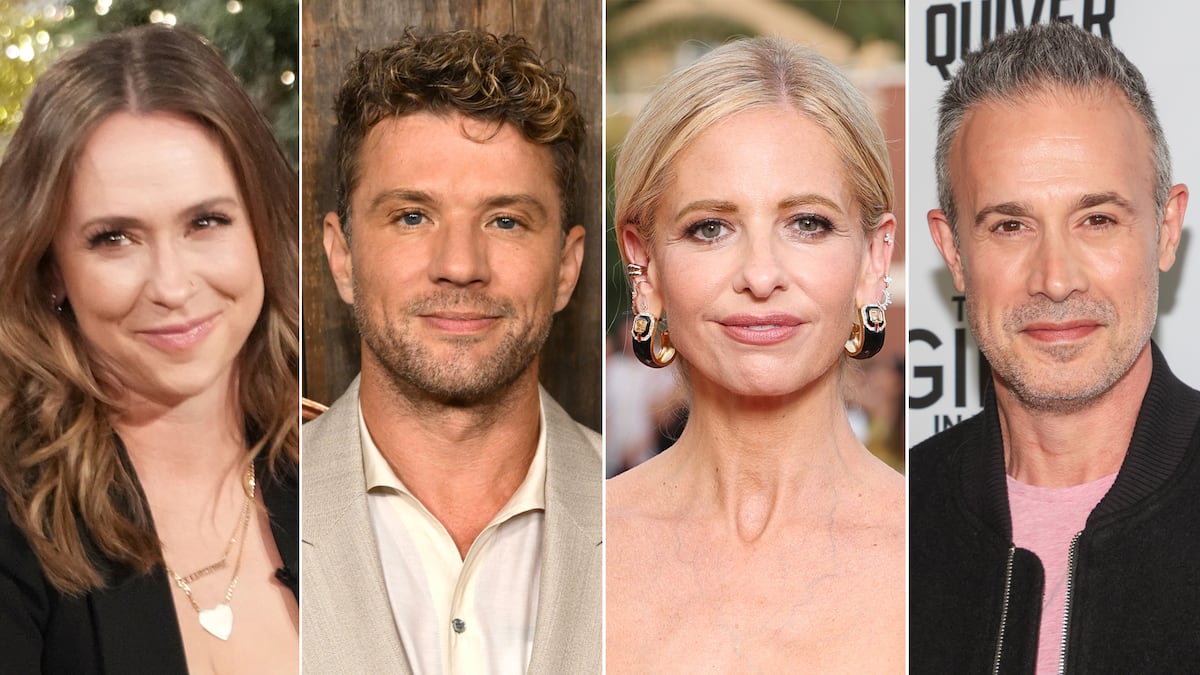 Jennifer Love Hewitt e Freddie Prinze Jr. retornam ao terror em novo filme