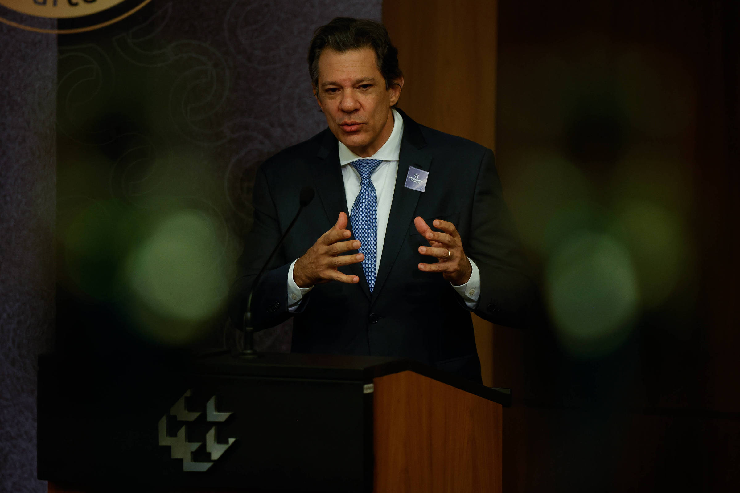 Governo busca ressarcir beneficiários do INSS após fraudes em associações investigadas