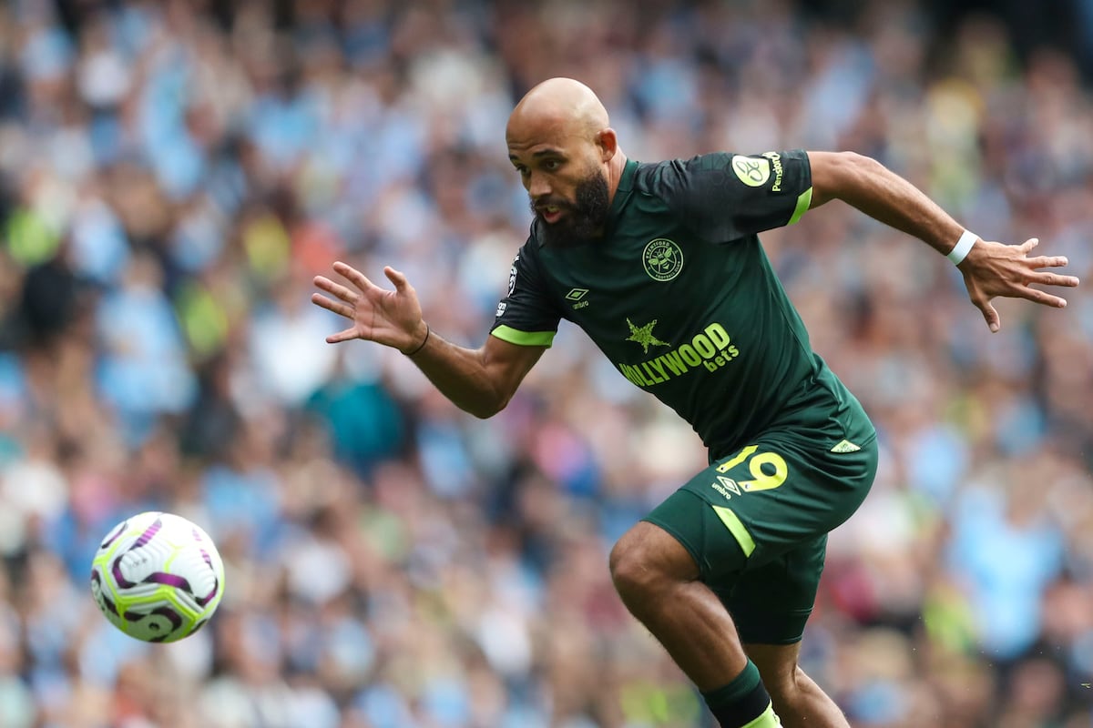 Premier League registra gasto recorde de 1,845 bilhões em transferências
