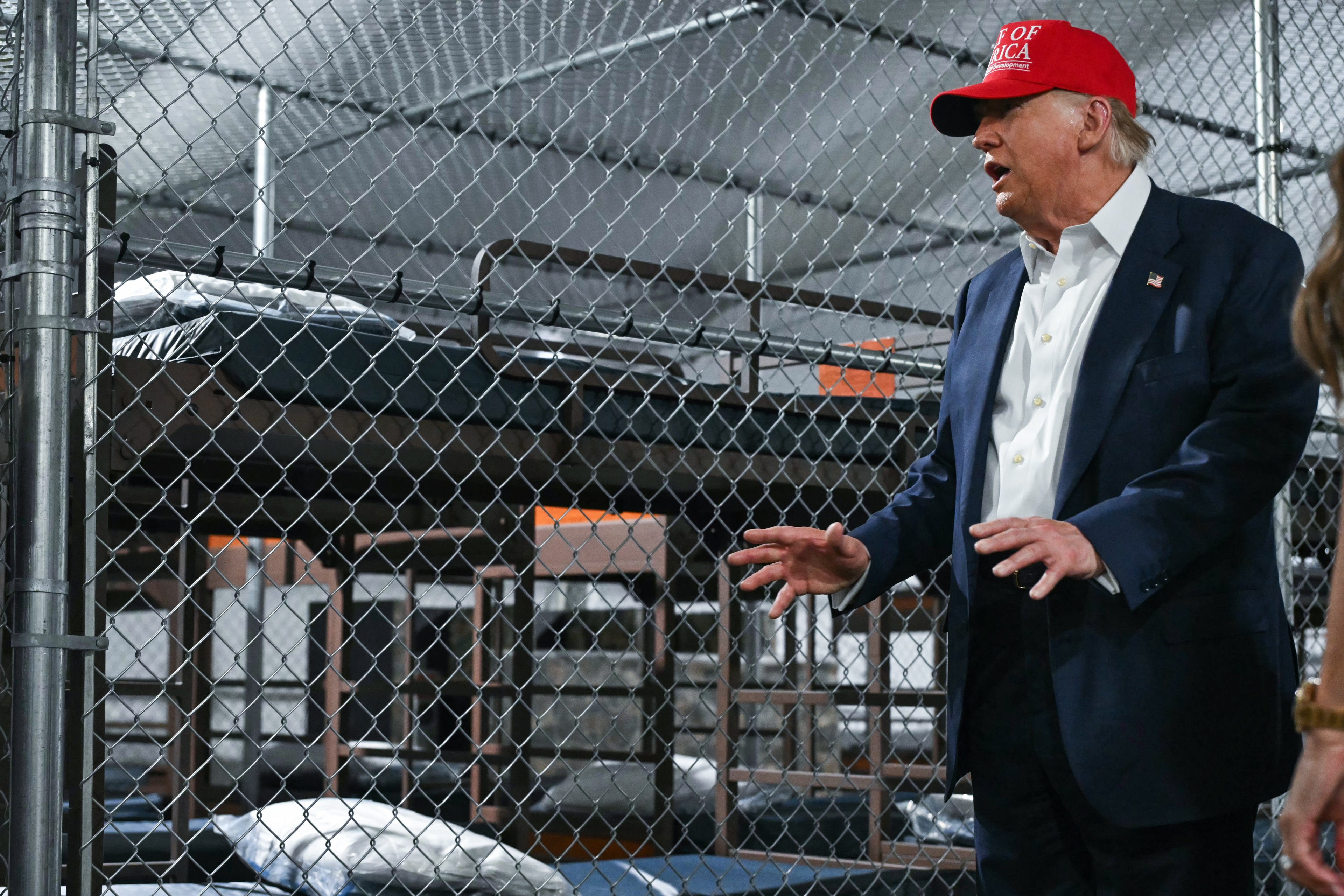 Trabalhador rural morre durante operação de imigração do governo Trump