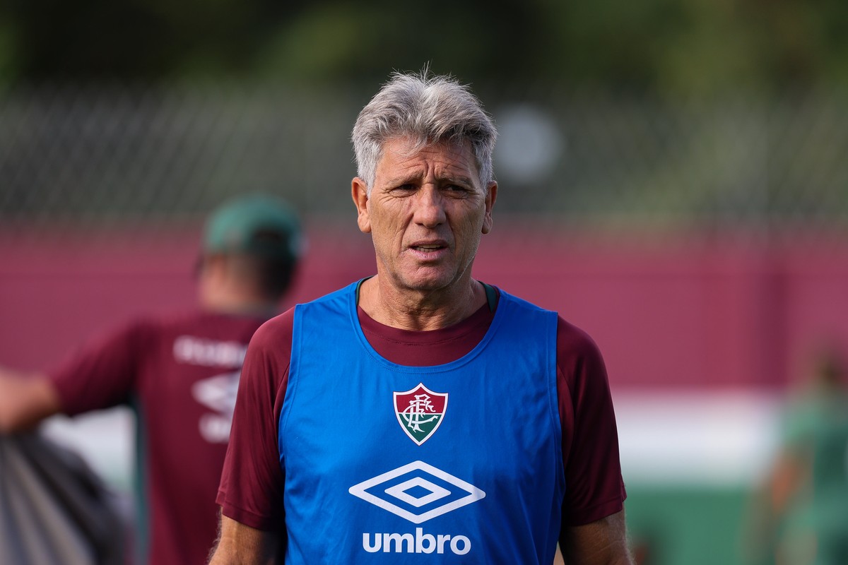 Renato Gaúcho no treino desta sexta-feira (Foto: Marcelo Gonçalves/Fluminense FC)