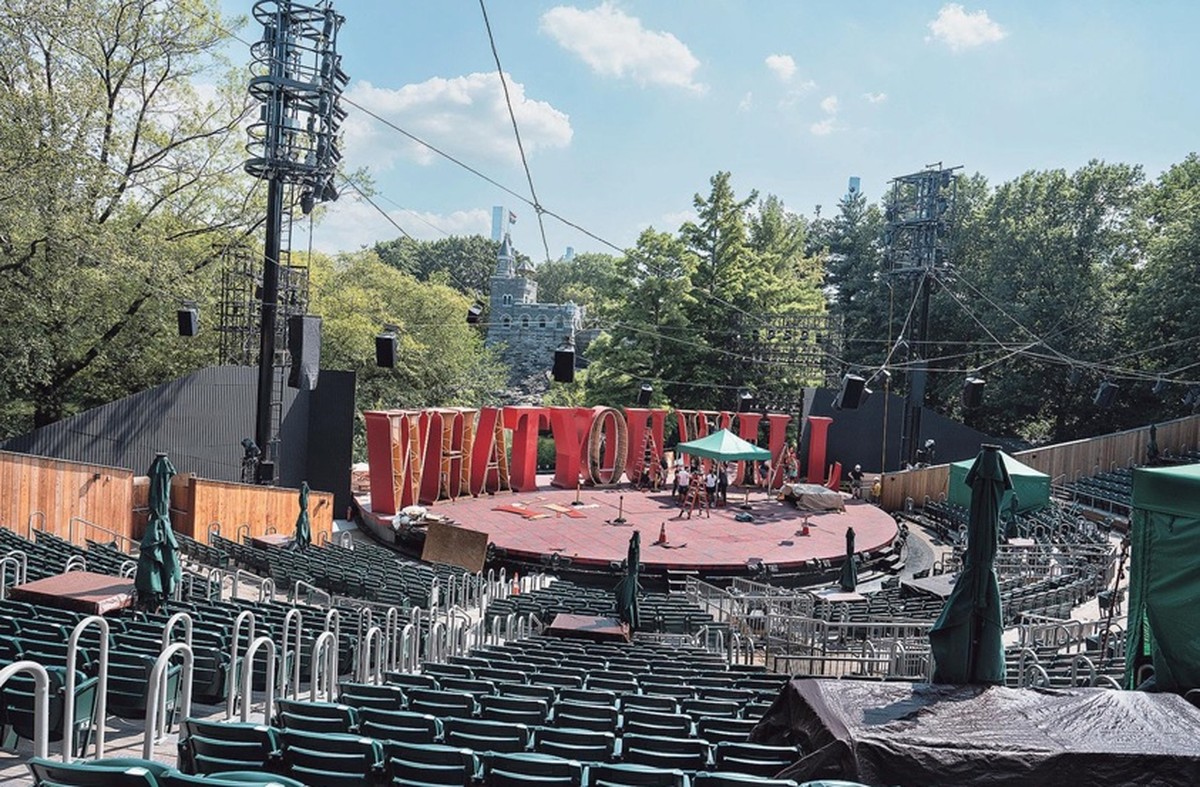 Teatro ao ar livre do Central Park reabre após reforma de US$ 85 milhões