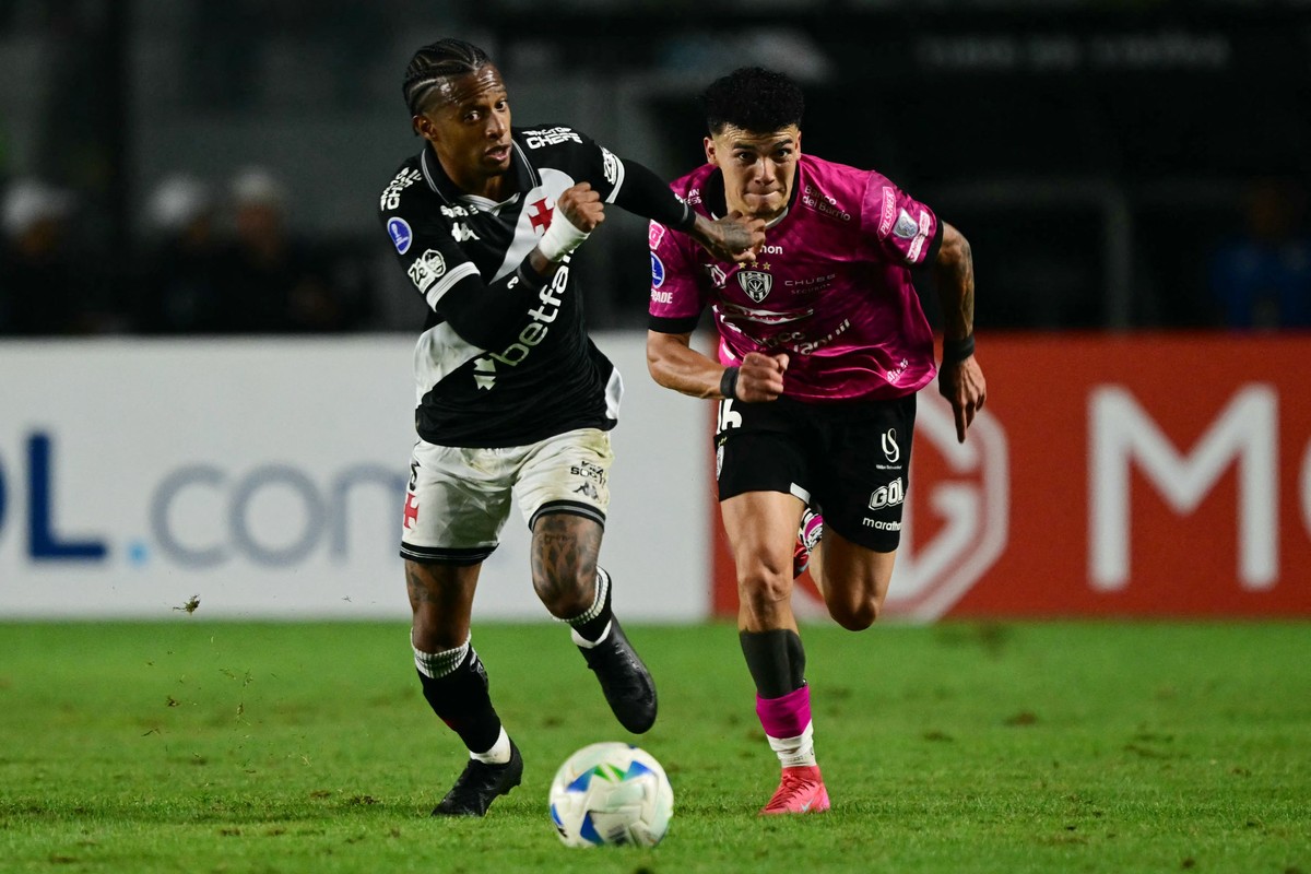 Vasco é eliminado da Sul-Americana e enfrenta nova crise após derrota para del Valle