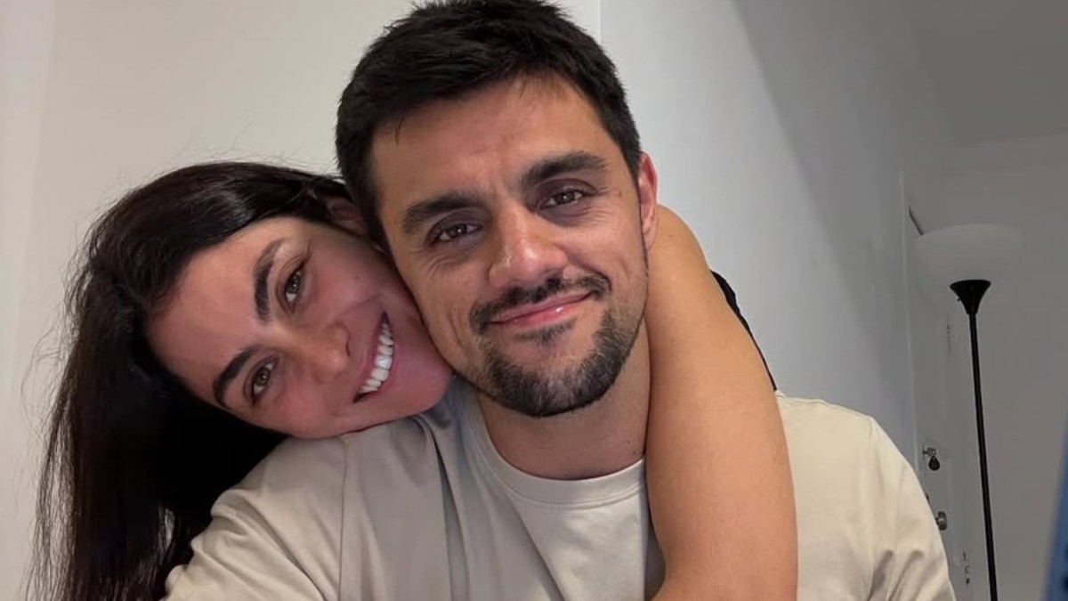 Mariana Uhlmann se destaca em debate sobre maternidade após declaração de Felipe Simas