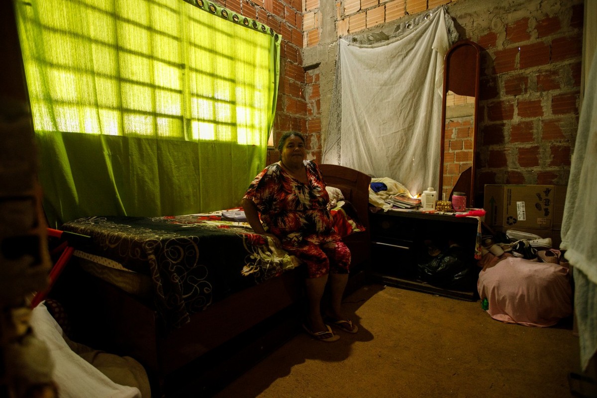 Moradora da Favela Sol Nascente (DF): desigualdade recuou no país (Foto: Brenno Carvalho / Agência O Globo)