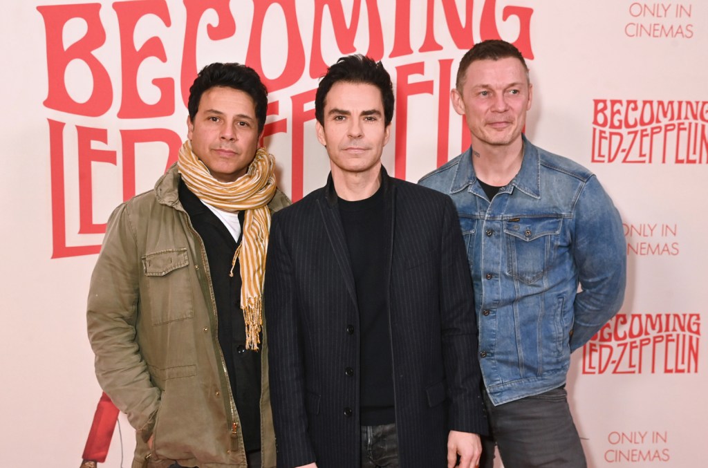 A música "Make 'em Laugh" da banda Stereophonics é a número um na parada de álbuns do Reino Unido, tornando-se o nono álbum da banda a alcançar o primeiro lugar. (Foto: Reprodução)