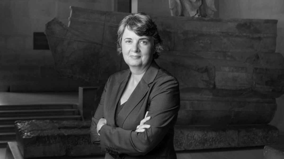 Laurence des Cars assume presidência do Louvre como primeira mulher na história