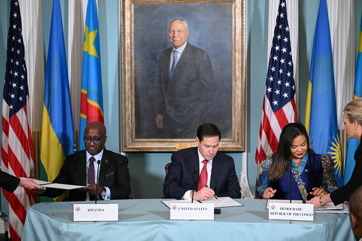 Ruanda e Congo assinam acordo em Washington para pôr fim a conflitos regionais